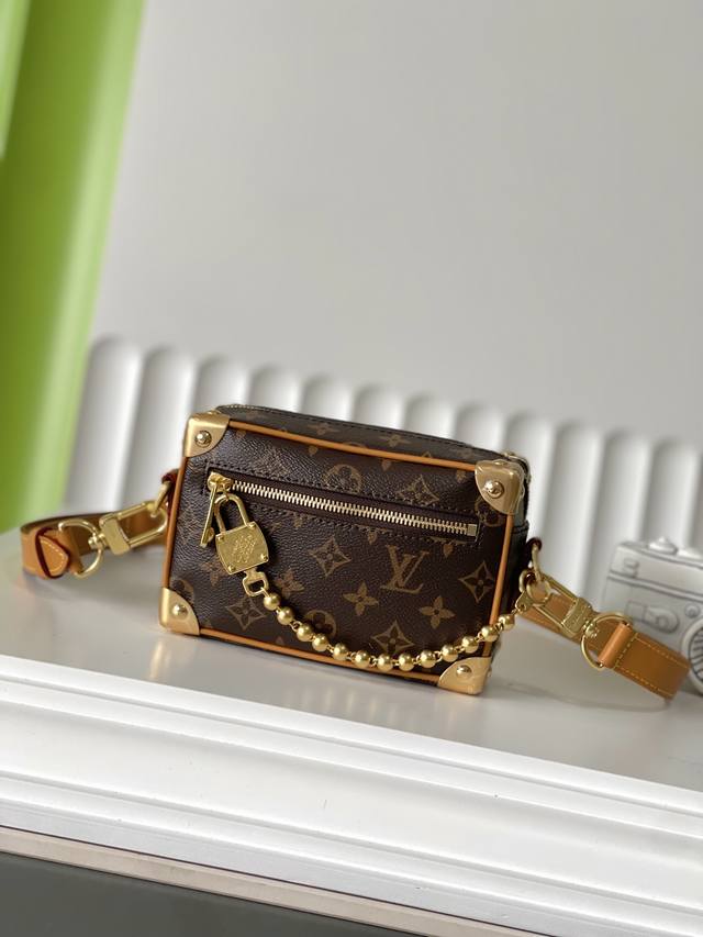 with folding box three compartments size 16.14Cm Dior Himalayan python pattern L