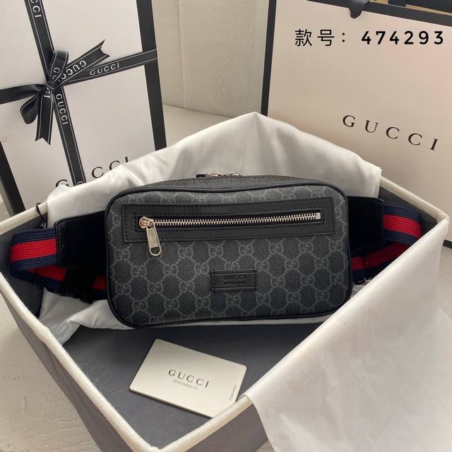 Lv denim bag is so pretty! You never get tired of it. A bag that will impress yo