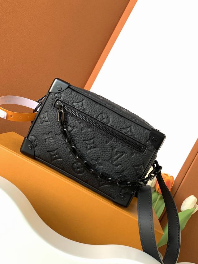 Channel advantage! Factory P direct supply Loro Piana Loro Piana leather versati