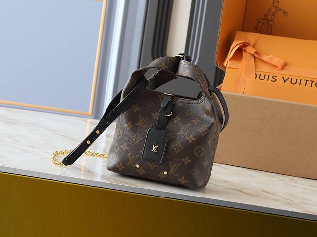 Cowhide version Coach's new Laurel 19 small hobo Hobo bag is available in small
