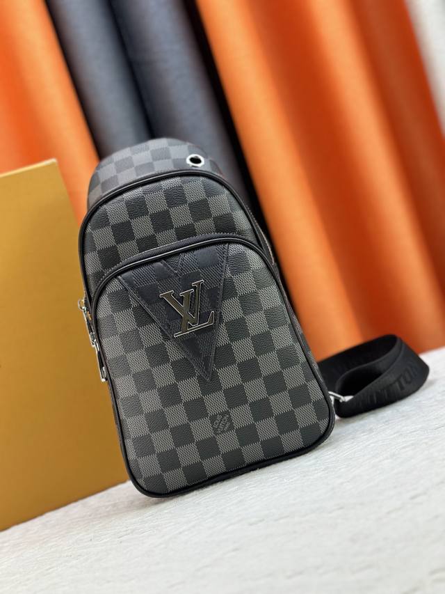 Gift box packaging Upgraded version! Size: 18*11Cm Chanel 25P new cosmetic bag H