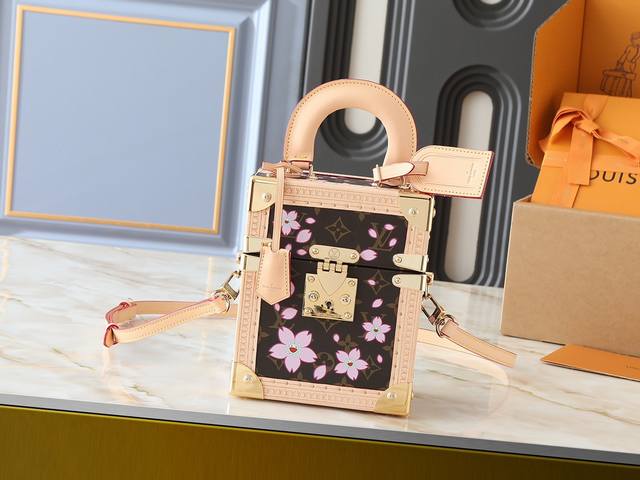 Folding gift box Replica version with scarf in new color Size: 42
