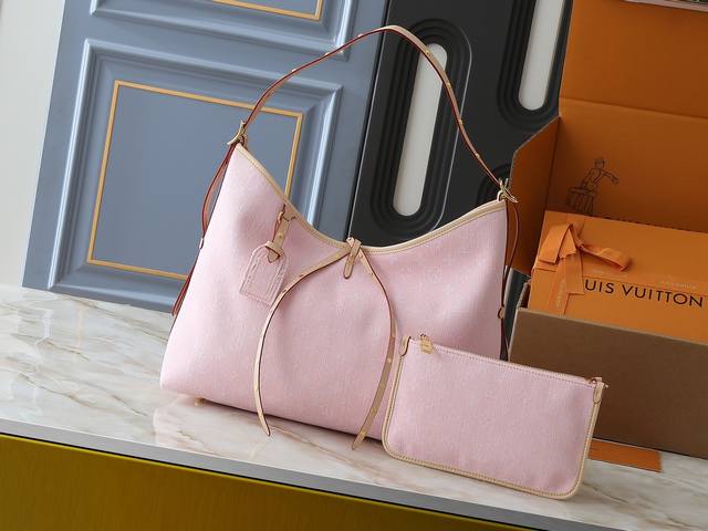 Gift box packaging Size: 19*12Cm Lv embossed embroidery small box Petite Malle L