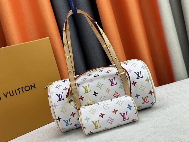 Replica Size: 20cm Coach backpack, is light weight! Highly recommended You need