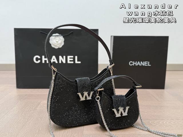 with gift box LV embossed clutch bag crossbody bag It can really hold a lot of t