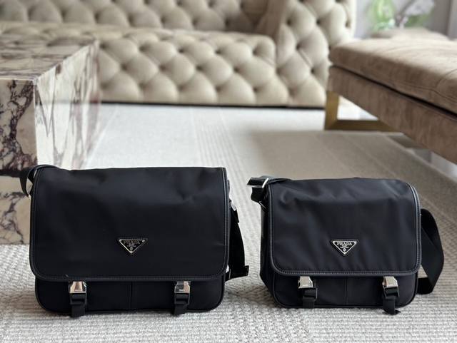 with gift box Fendi Fendi New By The Way Mini handbag zipper Boston Shoulder cro