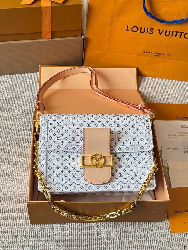 Large Medium Small with folding box Cool and stylish Blondie is here Nostalgia m