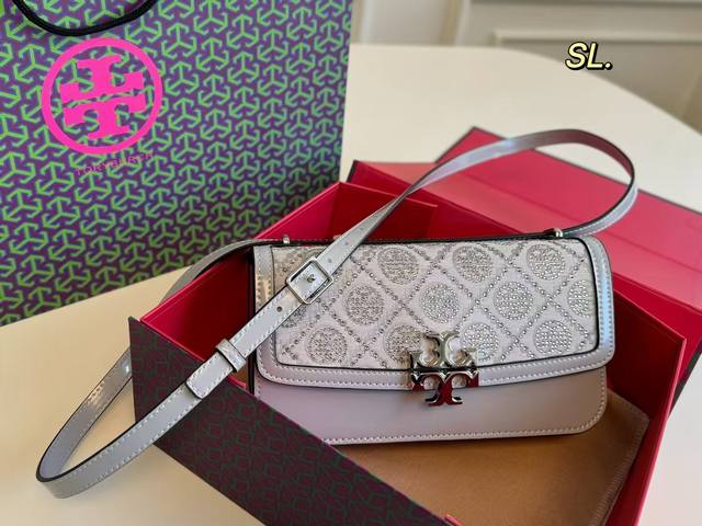 Cowhide with pendant Lv bucket is so cute! Nowadays, small bags are getting more