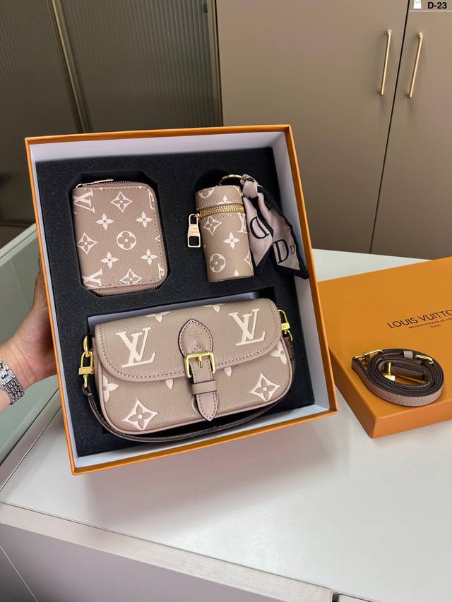 with airplane box Coach Tabby Backpack This versatile Tabby backpack is a modern
