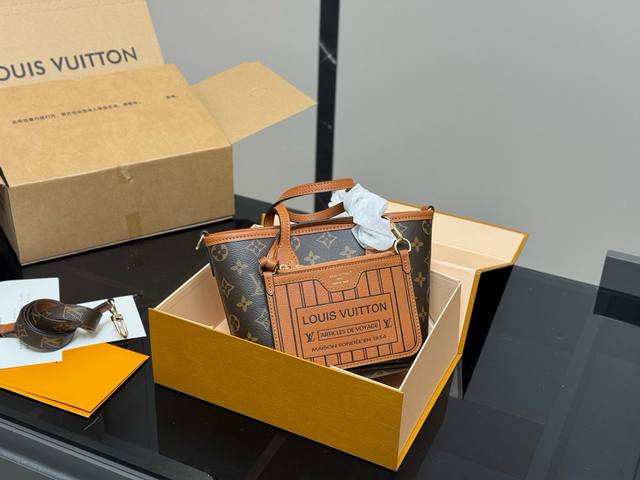 with full set of packaging Lv washed denim embossed unpopular Odeon croissant ba