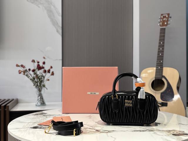 with gift box Lv Louis Vuitton Onthego series tote bag New jungle bag Wow, I lov