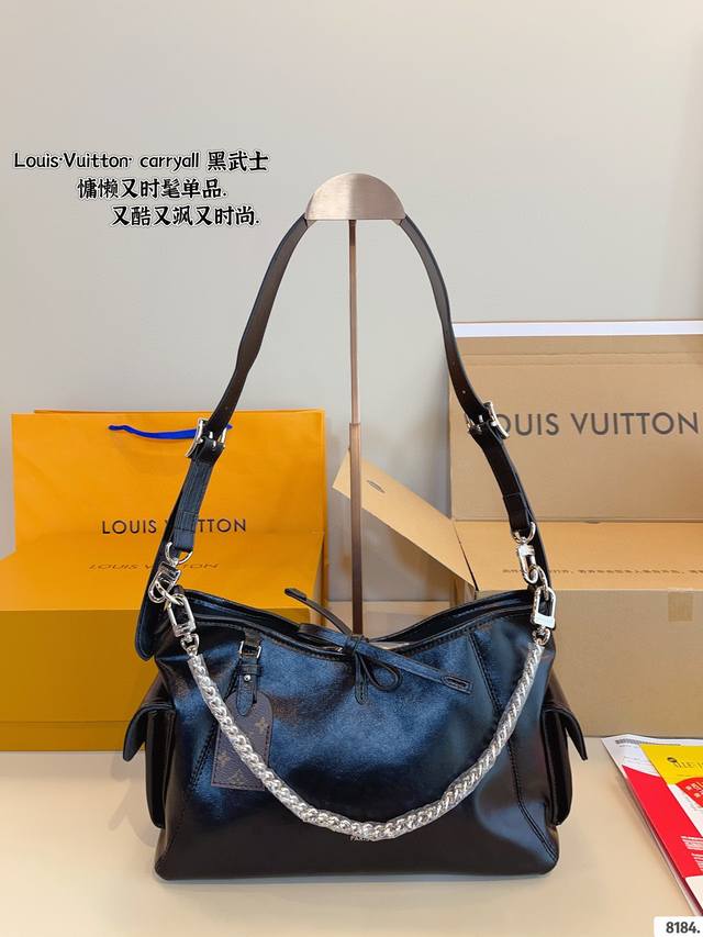 with pendant Coach Hobo Bag Full of design sense Super high-end fashion item D-3