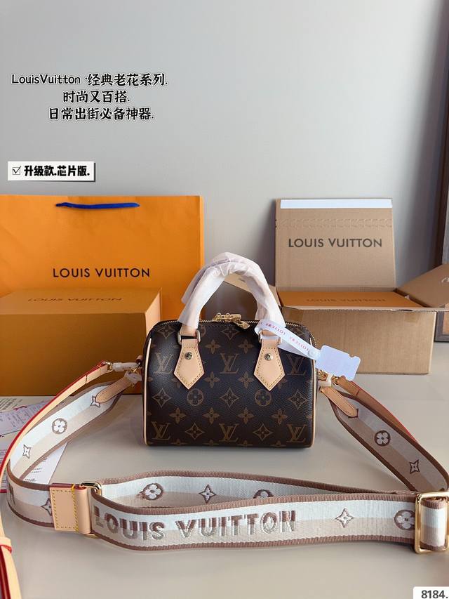 Celine Appoline shopping bag tote I like all the big bags this year~ Concave sha