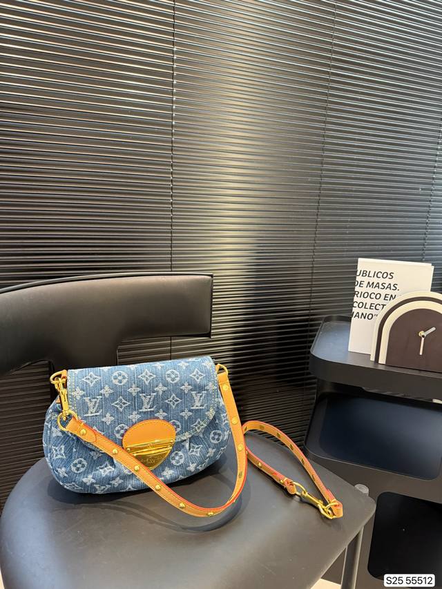 Chanel Chanel chain classic Cf caviar Crossbody and shoulder carry are OK N-41-2