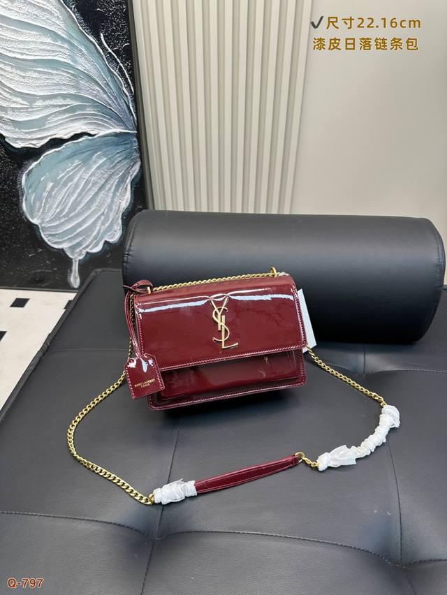 with folding box airplane box Size: 23*17Cm Dior Montaigne new just out of stock