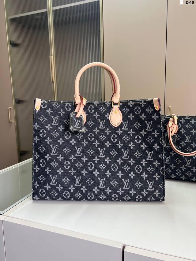 No box Black Warrior Black Flower Size: 45*26Cm Coach Travel Bag Airport Bag Coa
