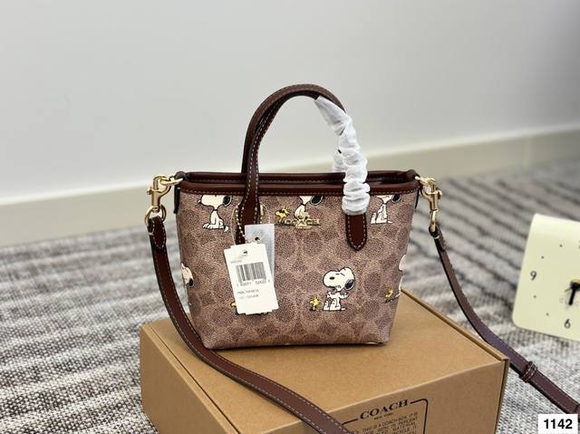 Top original [Size] 33*46 Ss Lv The latest men's travel backpack is particularly