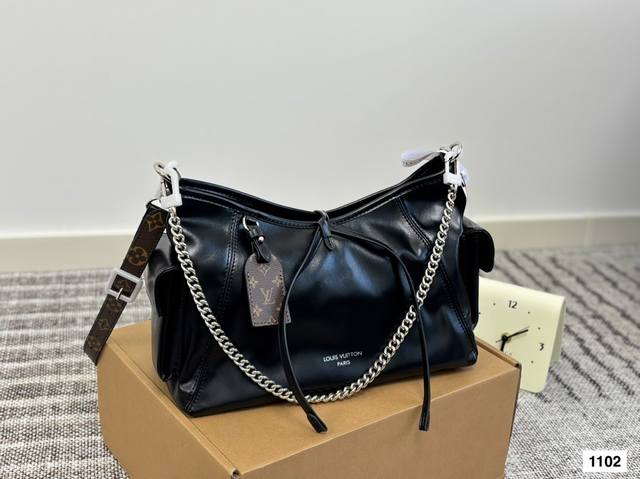All-steel hardware "Neverfull Bandouliere Inside Outbb handbag This season, the