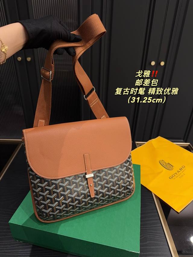 Chanel Beach Bag Shopping Bag New models are released every year Different from