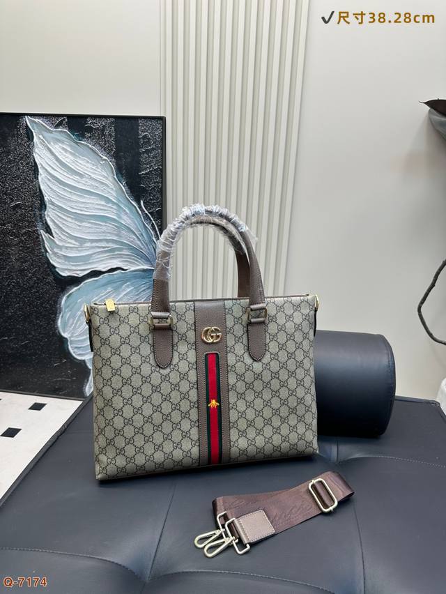 airplane box Chanel Kelly handbag Fashion is a cycle The popular vintage Kelly i