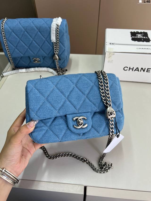 Gift box packaging Upgraded version! Fendi Baguette Mini Bag Can be carried by h