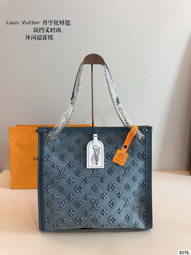 Unboxed upgraded version Size: 38Cm 35Cm So easy to match Woohoo Chanel 22Bag is