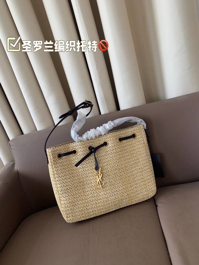 with gift box Hermes Hermes's hot-selling product is coming. It is small, durabl