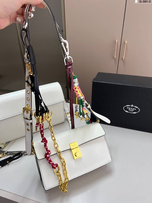 with gift box. Lv Speedy Pillow Bag This Retiro handbag is made of the iconic Lv