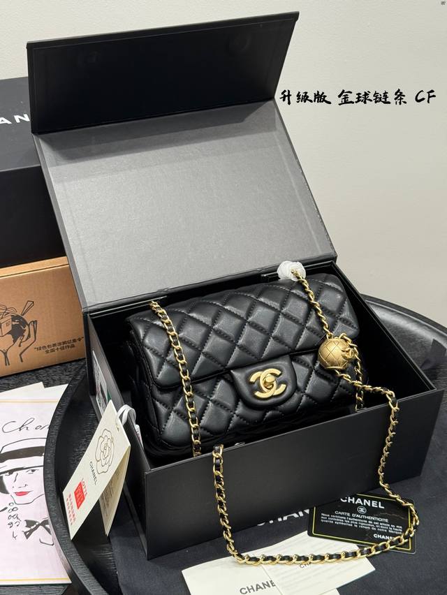 with folding box Coach shopping bag The super popular Tote bag is very suitable