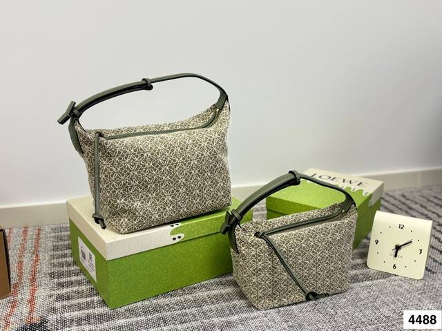 with box This year's Celine Arc de Triomphe series is a must-have, it's so beaut