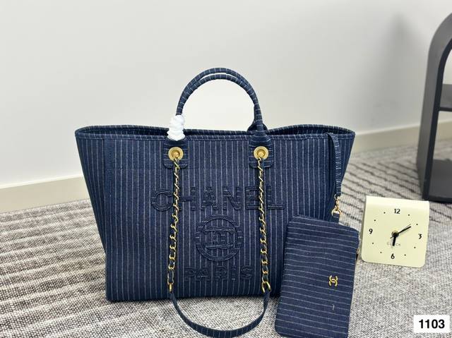 with folding box size 24*14 Dior Montaigne series college bag This college bag i