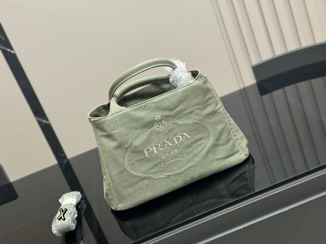13 color folding box Coach Tabby three-layer Dionysus bag Not only practical and