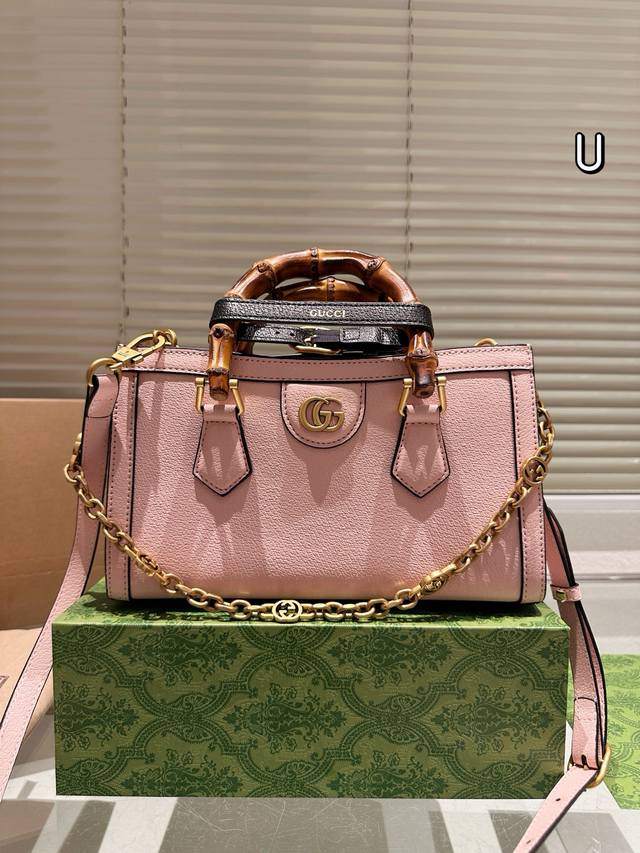 Cool pillow bag Gucci A whole lot of love Grasp the comfortable afternoon tea at