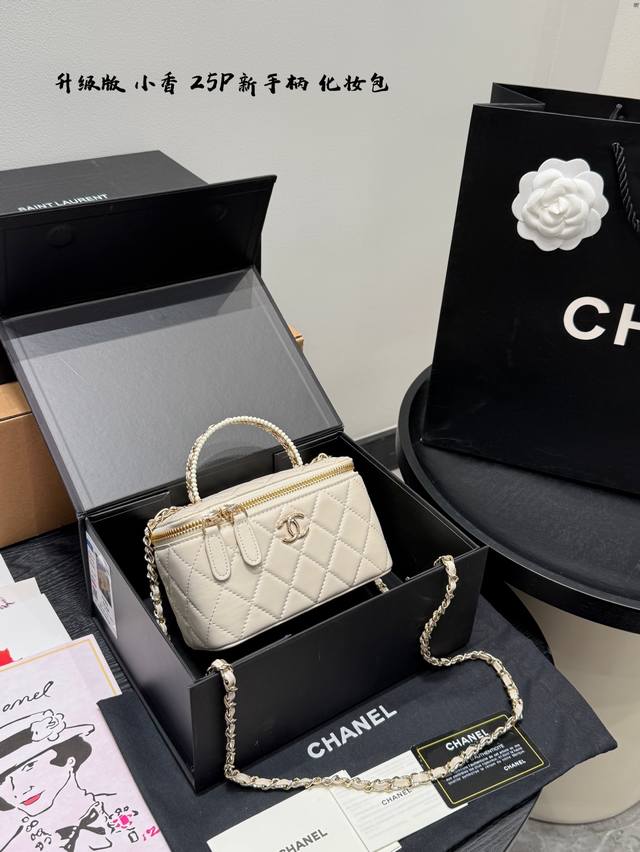 Gift box packaging Coach Tabby26 The classic Tabby Dionysus has been upgraded ag