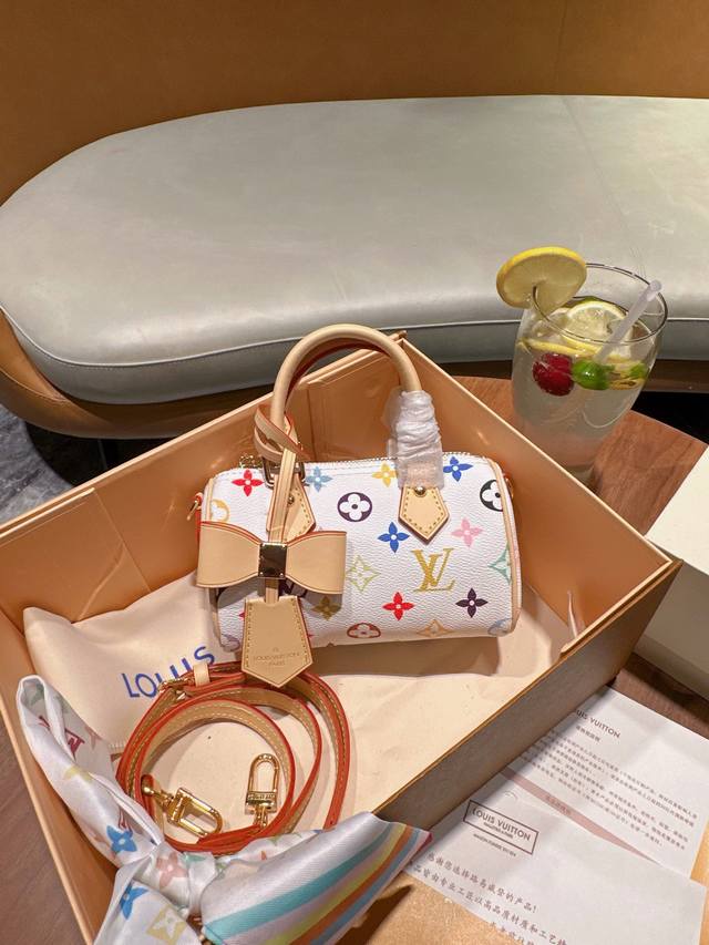 Double box packaging Exquisite and compact shape with adjustable and detachable