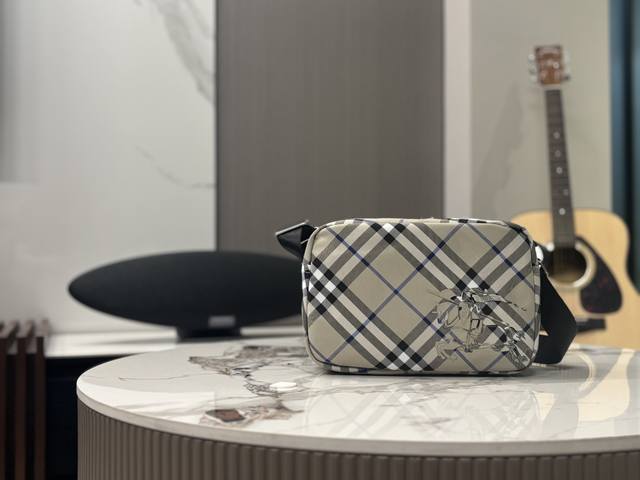 Cool armpit bag Gucci chain bag New arrival New Gucci Crescent Bag Gucci's Cresc