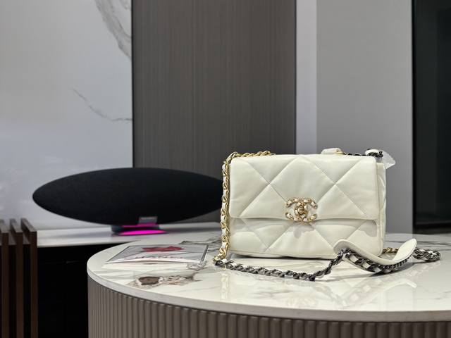 Gift box packaging Upgraded version! This is my favorite bag Lv limited edition