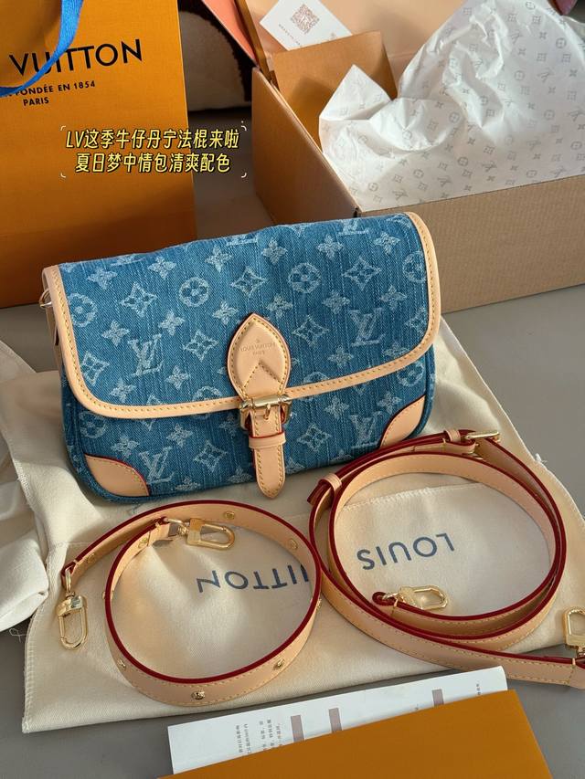Cowhide version Lv25Ss New Biker Lisa recently attended the Louis Vuitton 25 Spr