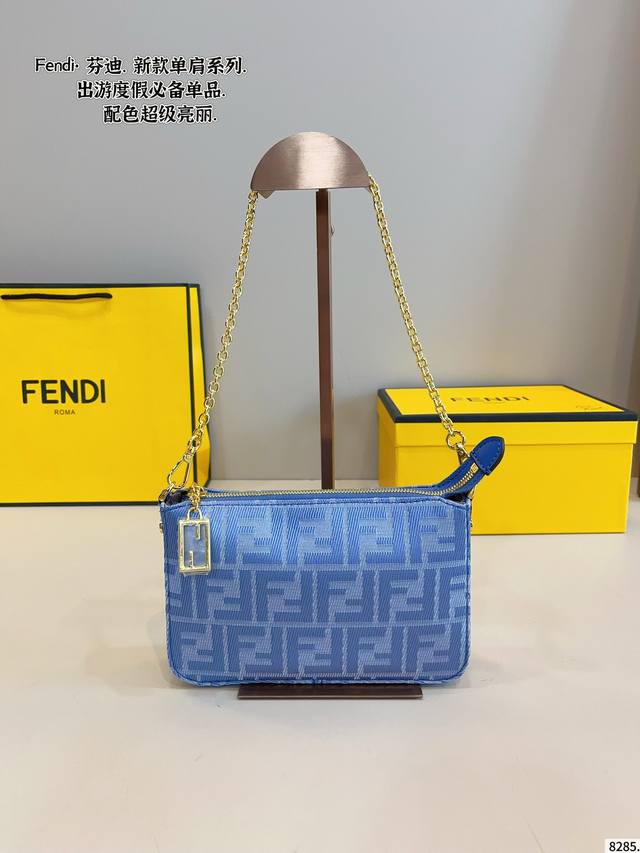 Lv Capucines As one of Lv's representative high-end bags, the Capucines handbag