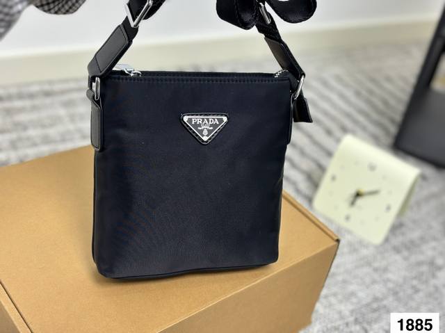 Cowhide version Chanel 2.55 underarm bag The underarm bag finally breaks the pro