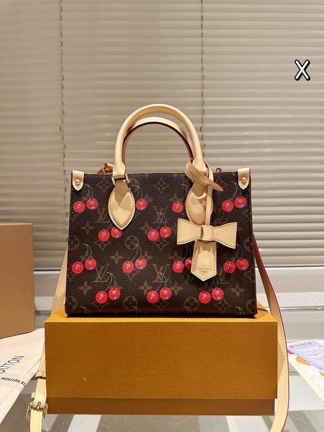 Chanel 25S thick-soled white shoes with pearl bows, casual shoes, the same style