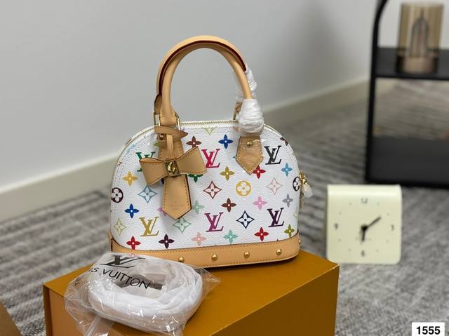 Factory P price Top version Sf Salvatore Ferraga*O's latest candy-colored catwal
