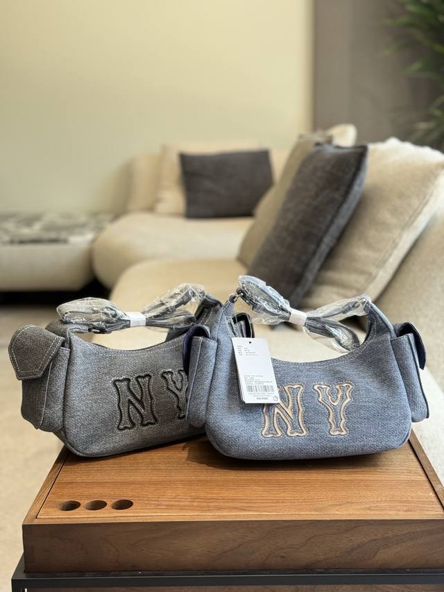 Factory: Exclusive top version Miumiu Miu Miu 2025Vs spring and summer latest ca