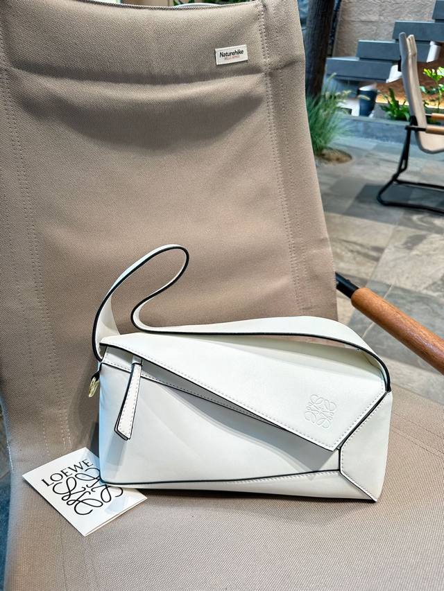 Miumi* autumn and winter decisive single product This season's Miu is simply too