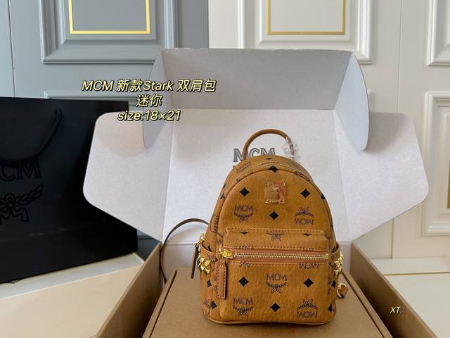 Chanel 25 Chanel spring and summer new catwalk style double C high-heeled slippe