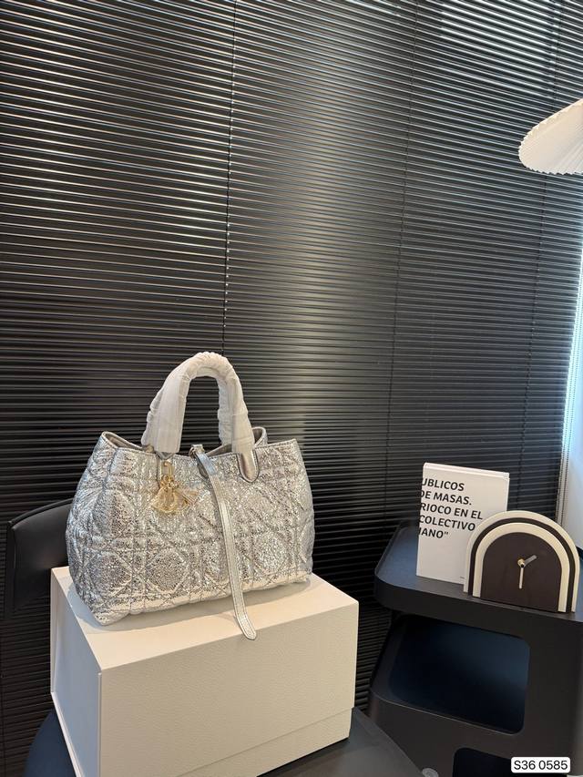 plus buckle plus 20 Tod's 2025 spring new Xiao Zhan same style white sports shoe