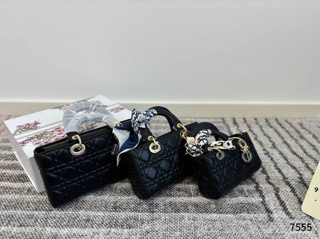 Factory: Exclusive top version Dior 25Ss summer high version new sandals. Round