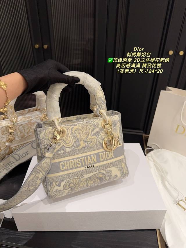 Chanel Chanel Flip Flop Sandals The high-end quality sheepskin texture looks so