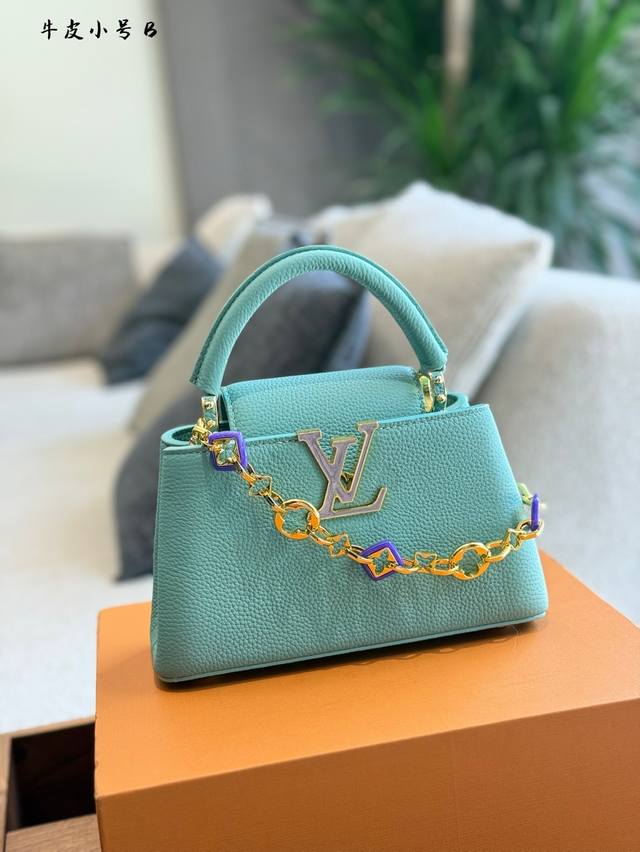 Full poison packaging: one poison card, one poison buckle, one pair of handbags,