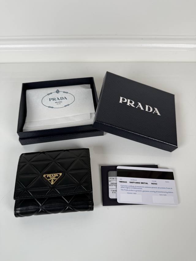 P-house ladies' nappa leather embossed plaid short wallet, original quality, mod